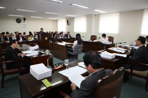 제4차 조례정비특별위원회 개최