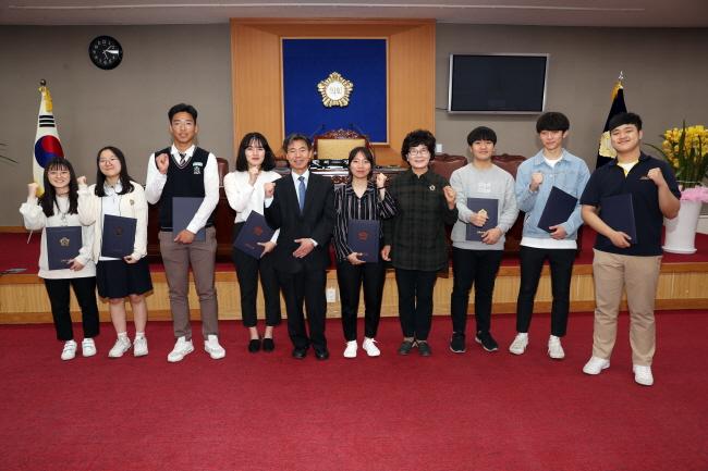 강북구의회, 봉사활동 학생 유공자 표창 수여