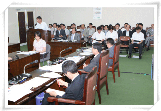 행정위원회 업무현황 청취