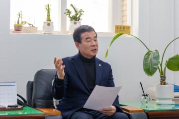 조윤섭 부의장, 시정신문과 인터뷰 진행